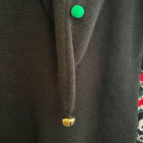 😊 3/$30 “She did it" Dear Santa Sweater WomenSz M ugly Christmas Sweater w/hood - Picture 10 of 10